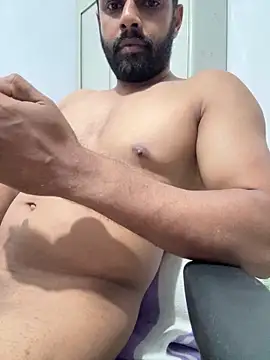 Snapshot of Vineeth3906 chatting on 06.15.26 Vineeth3906 online show from 06.15.26