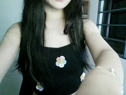 Snapshot of Annabelle-e chatting on 10.17.25 Annabelle-e online show from 10.17.25