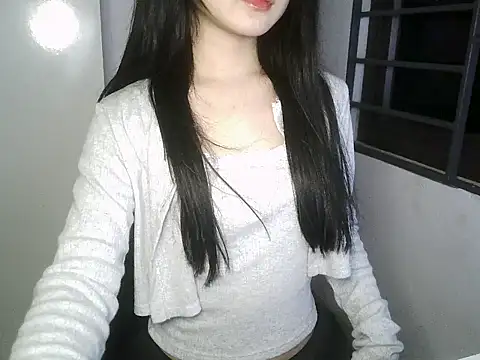 Snapshot of Annabelle-e chatting on 10.31.25 Annabelle-e online show from 10.31.25