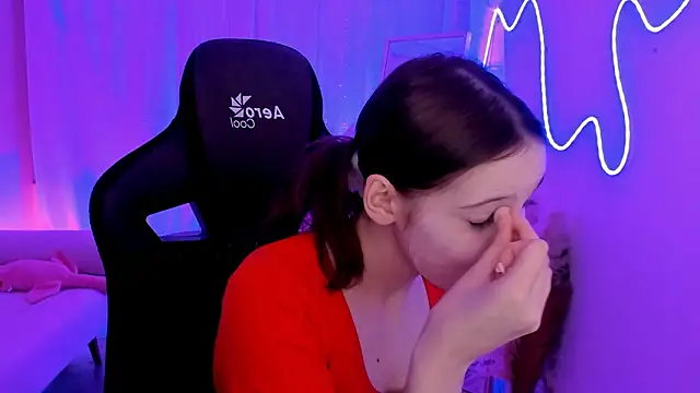 JenniferKiim online show from 02.14.26