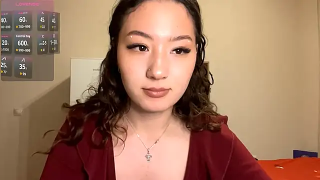 Sakuravice online show from 10.12.25