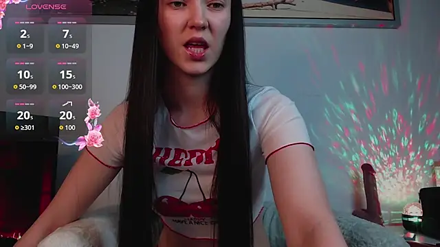 Veliora online show from 11.16.25