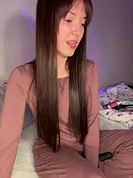 Veliora online show from 03.24.26