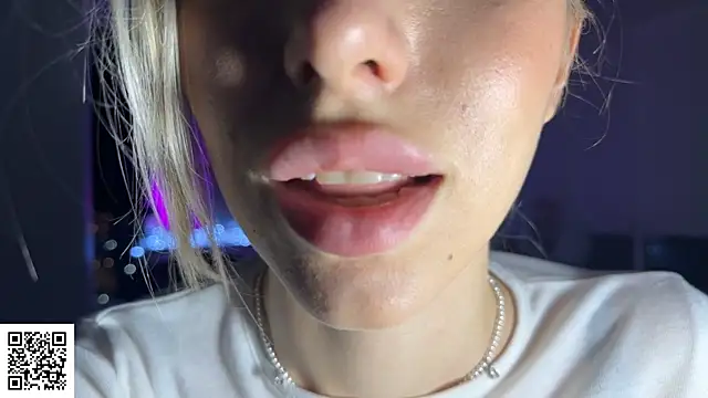 ElysiaXo online show from 11.27.25