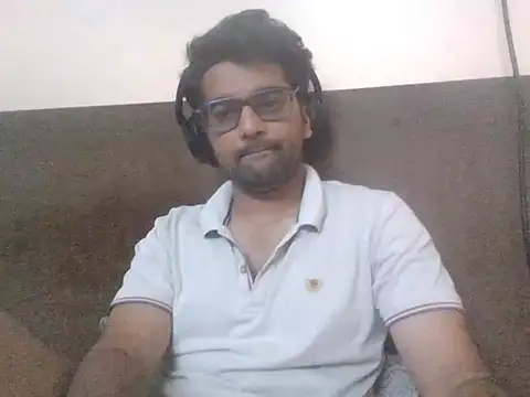 Snapshot of GOJO_1 chatting on 10.12.25 GOJO 1 online show from 10.12.25