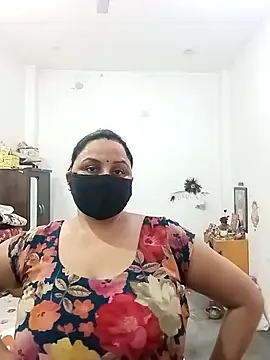 Rakhi sawant143 online show from 11.01.25