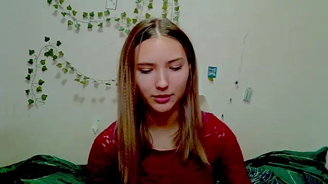  kikiclark   online show from 11.20.25