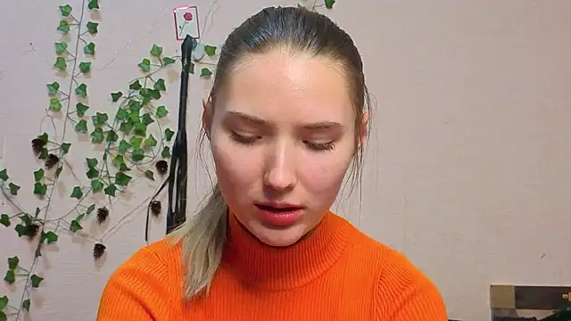  kikiclark   online show from 02.26.26