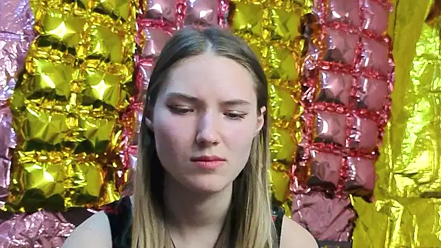  kikiclark   online show from 03.15.26