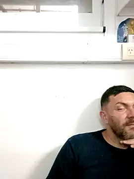 Snapshot of Alex_404040 chatting on 09.19.25 Alex 404040 online show from 09.19.25