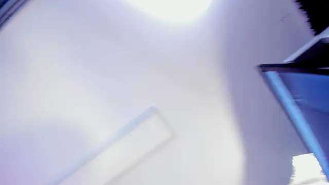 Mayajhons online show from 10.04.25