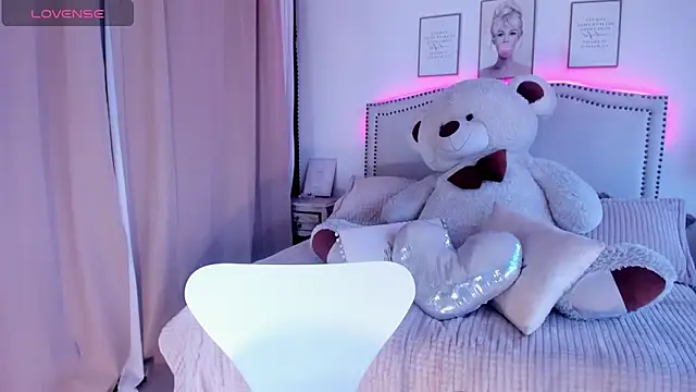 Mayajhons online show from 12.03.25