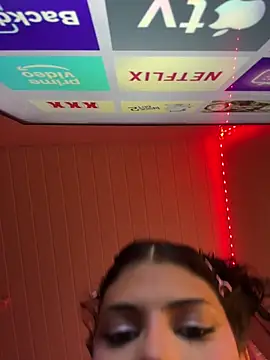 luluzinhax online show from 04.08.26