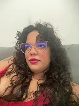 Snapshot of SecretBrunette chatting on 07.11.26 SecretBrunette online show from 07.11.26