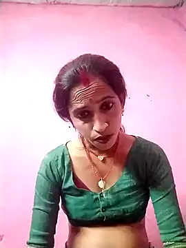 Snapshot of Cut_suman chatting on 10.13.25 Cut suman online show from 10.13.25