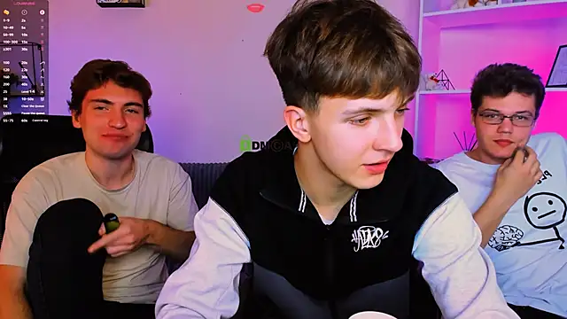 travis wolf  online show from 11.13.25