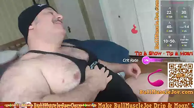 Snapshot of bullmusclejoe chatting on 12.12.24 bullmusclejoe online show from 12.12.24