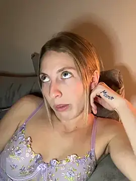 CheekyChelseaX online show from 11.11.25