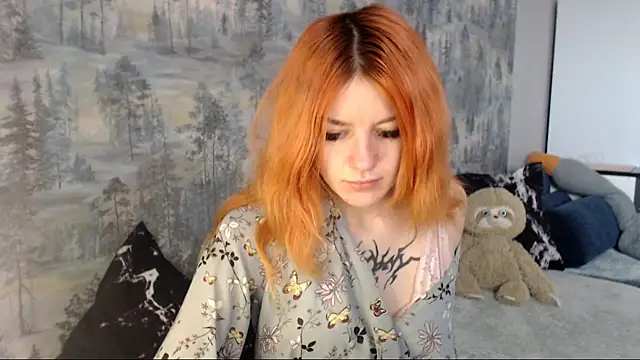   Elina   online show from 09.17.25