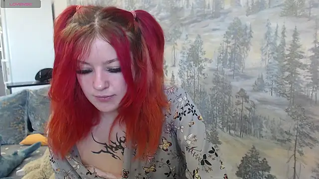   Elina   online show from 10.25.25