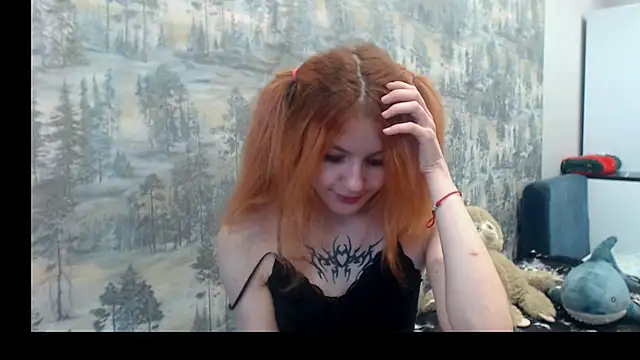   Elina   online show from 11.28.25