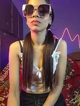 Snapshot of royeoy22 chatting on 02.25.26 royeoy22 online show from 02.25.26