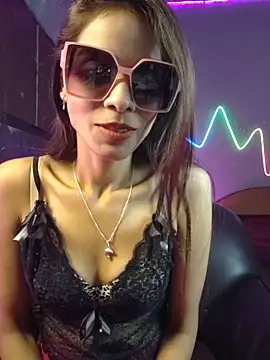 royeoy22 online show from 04.10.26