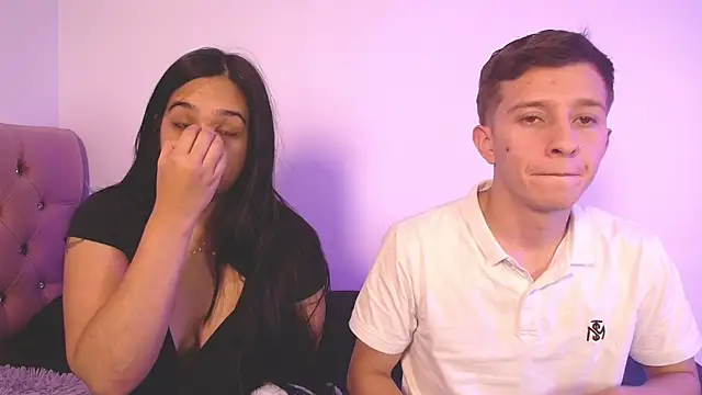 Snapshot of mae_nathan_ chatting on 10.15.25 mae nathan online show from 10.15.25