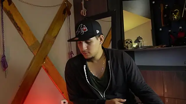 Snapshot of massimo_vidal_ chatting on 09.10.25 massimo vidal  online show from 09.10.25