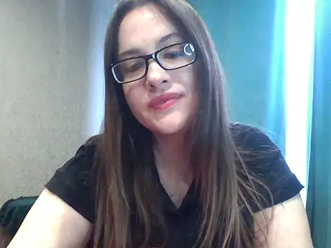 Snapshot of karina160000 chatting on 12.14.25 karina160000 online show from 12.14.25