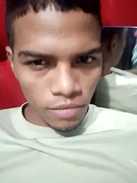 Snapshot of Cataleya_and_danny chatting on 11.04.25 Cataleya and danny online show from 11.04.25