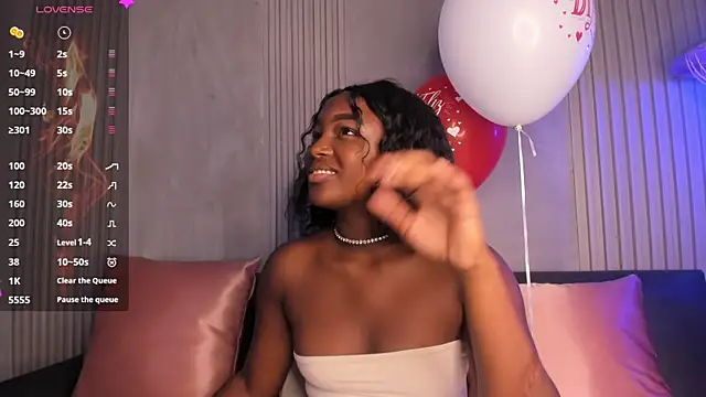 MissMahala  online show from 10.18.25