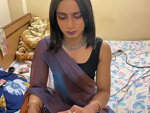 LuvLayla online show from 02.17.26