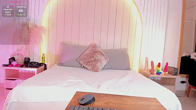 ALICESANDOVAL online show from 03.19.26