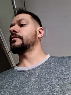 Snapshot of dancaEstrip chatting on 09.17.25 dancaEstrip online show from 09.17.25