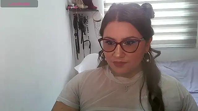 Vesper Vixen online show from 10.01.25