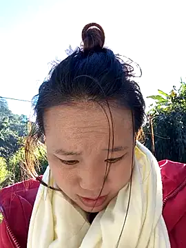 Snapshot of liu-liusexy chatting on 11.30.25 liu-liusexy online show from 11.30.25