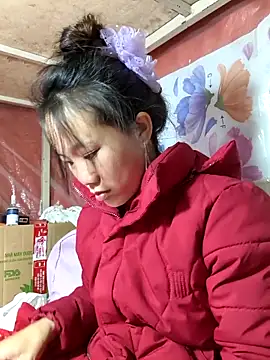 Snapshot of liu-liusexy chatting on 11.30.25 liu-liusexy online show from 11.30.25