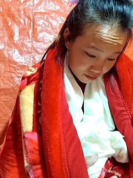 Snapshot of liu-liusexy chatting on 12.01.25 liu-liusexy online show from 12.01.25