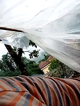 omiu-baby online show from 10.07.25