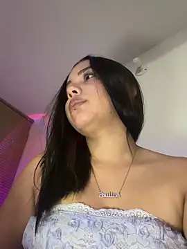 Snapshot of P_A_U_L_I_N_A_ chatting on 12.05.25 P A U L I N A online show from 12.05.25