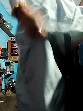 Snapshot of Deepa_hott chatting on 10.30.25 Deepa hott online show from 10.30.25