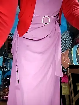 Snapshot of Deepa_hott chatting on 10.31.25 Deepa hott online show from 10.31.25