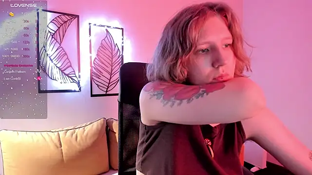 Hailey Foxy online show from 11.06.25