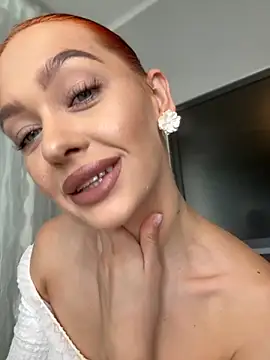 LittleFox    online show from 09.27.25