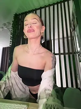 LittleFox    online show from 02.24.26