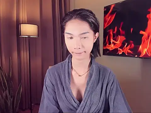 yourladycess  online show from 09.14.25