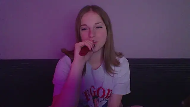 Star Girlish online show from 10.30.25