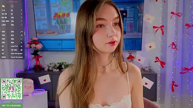 ElfredaTupy online show from 02.13.26