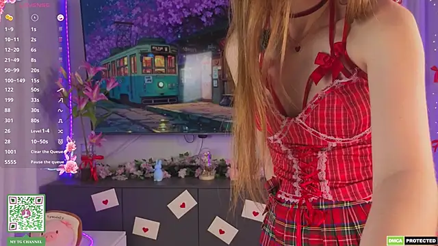 ElfredaTupy online show from 04.18.26